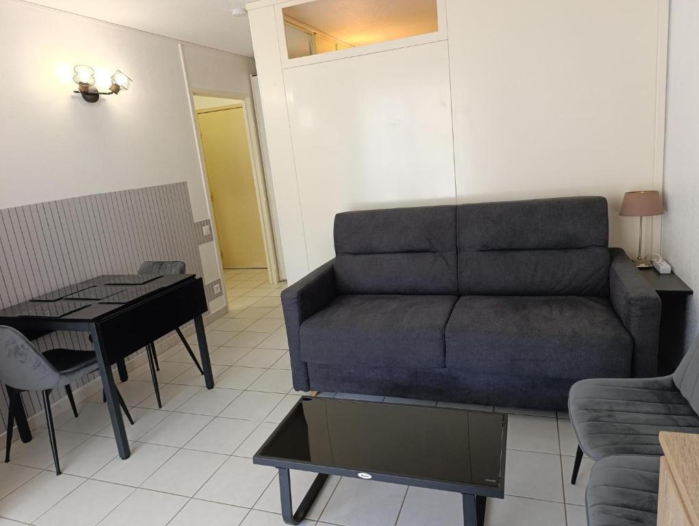 Apartment in Port Fréjus - 4