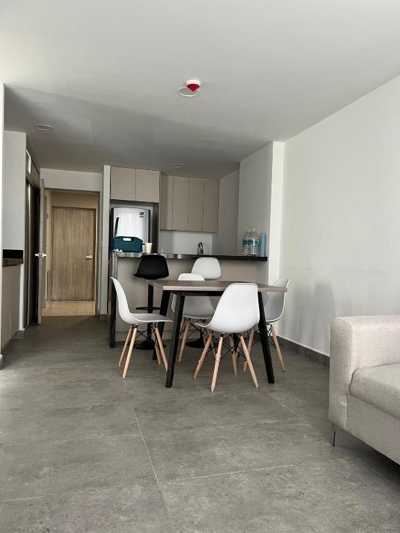 Lovely department with 2 rooms, 5 min UANL - 3
