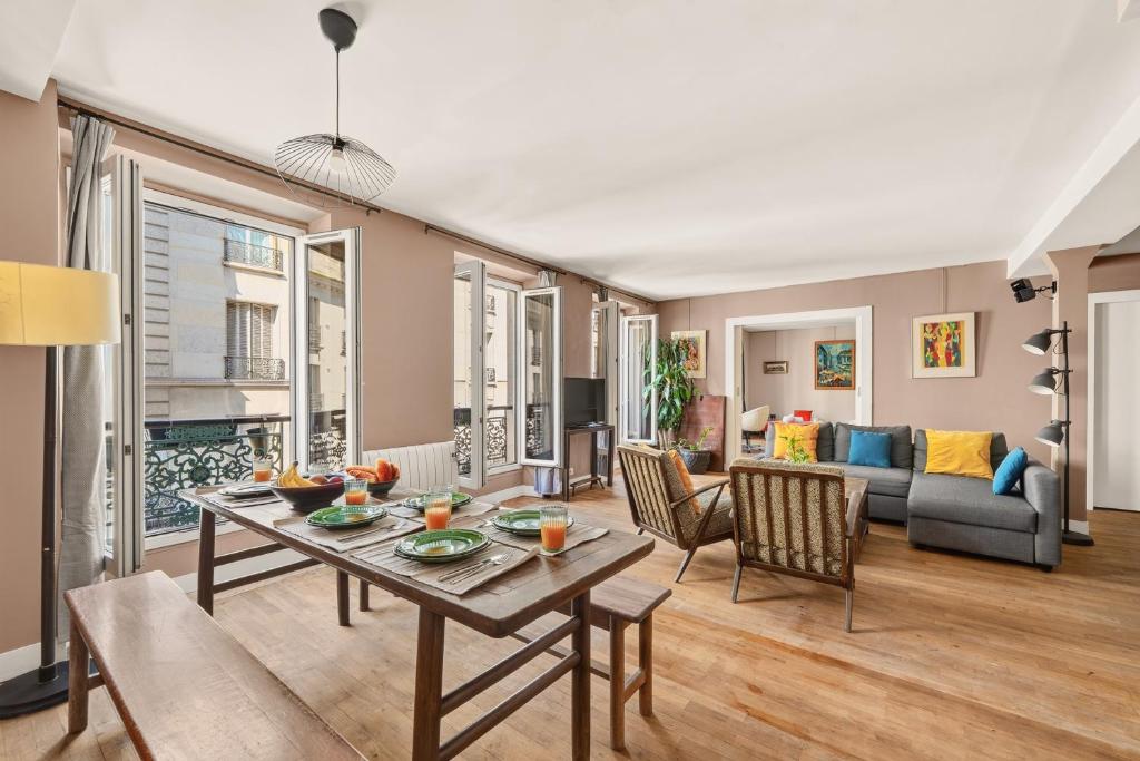 Grand & Spacious 3BR Home for 8 in Paris 10th - 3