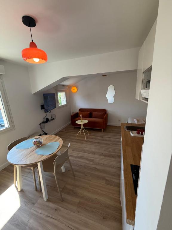 Studio Ô Maé proche Village Outlet - Aéroport - St-Quentin-Fallavier - 5