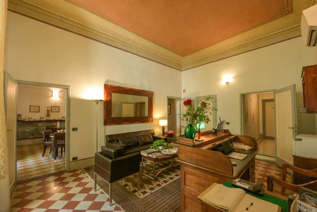 Casa Rovai Guest House - 4