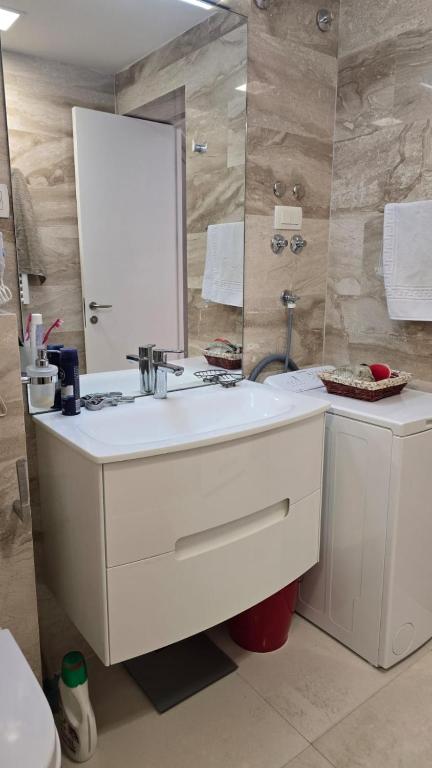 Luxury Montesun Apartments - 2