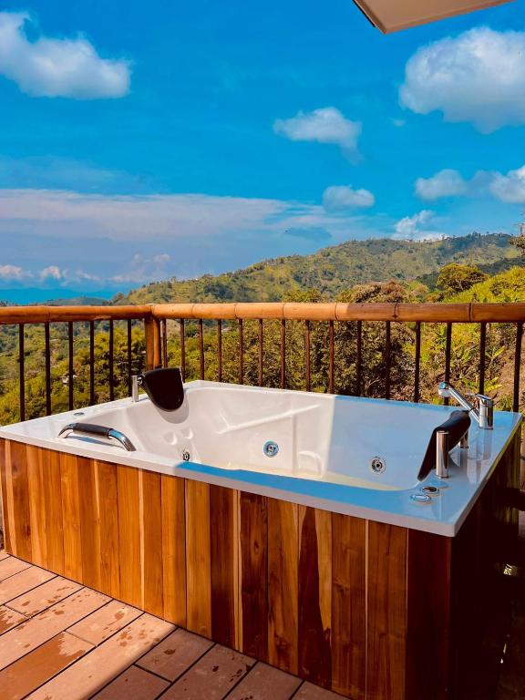 GLAMPING LA NONITA - Cabaña Luxury - JACUZZI - STARLINK - CERCA A MANIZALES - 3