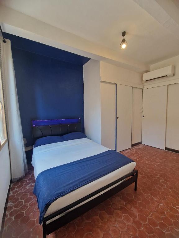 Appartement de charme- Arles centre - climatisé - 1