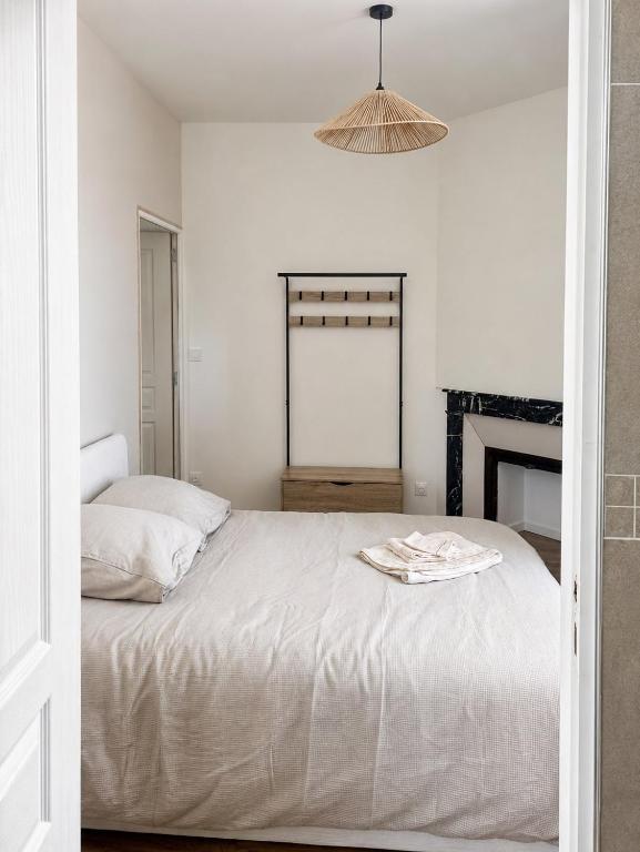 bedroom apartment close to the city center and EMB - 1