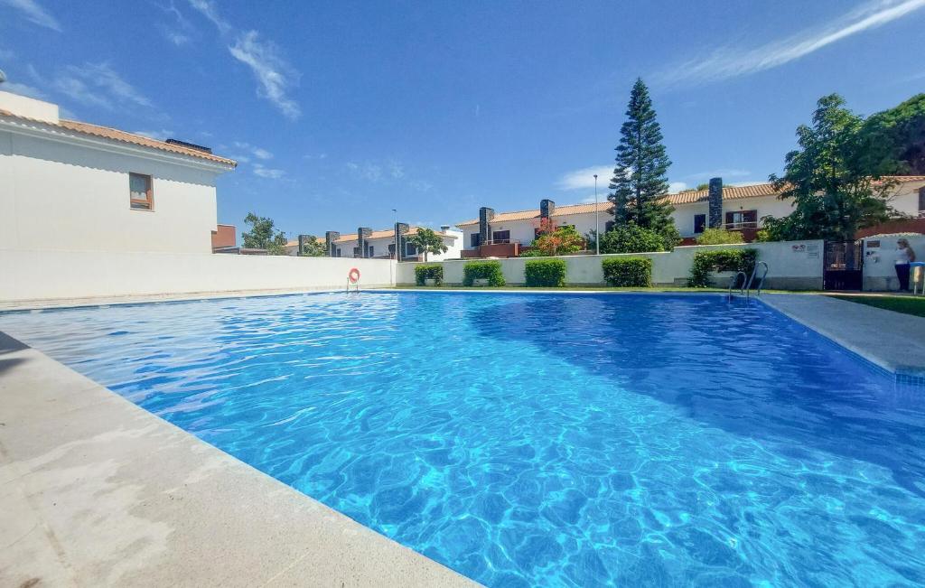 Awesome Home In Chiclana De La Fronter - 2