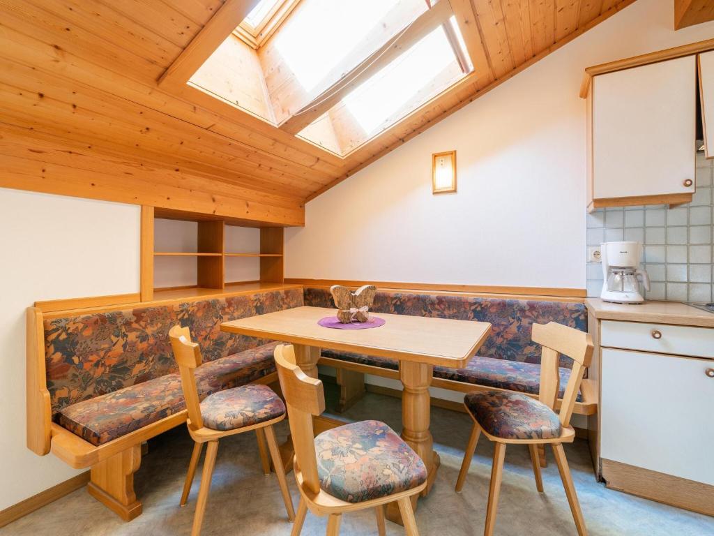 Beautiful apartment in Mittersill with balcony - 2