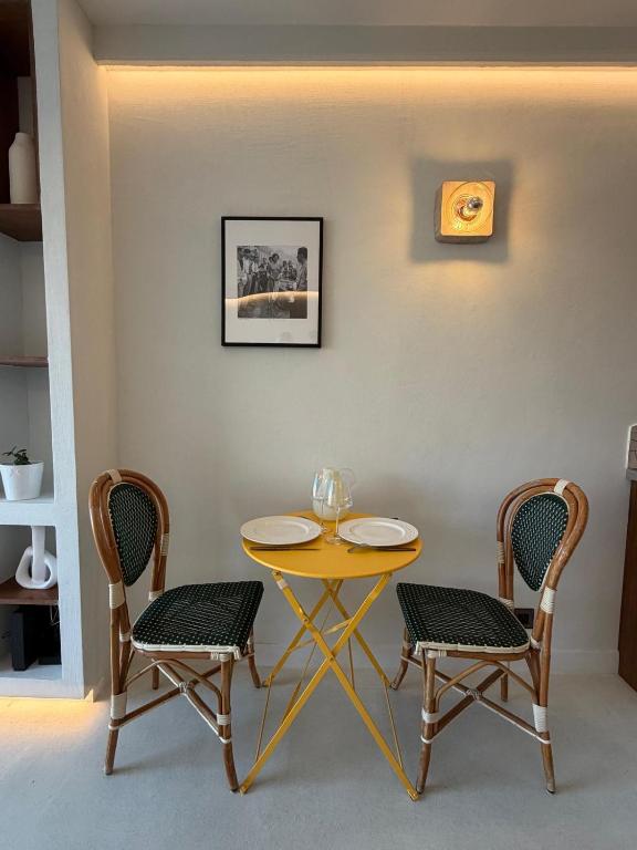 Les Beaux Jours du Vieil Antibes - 1