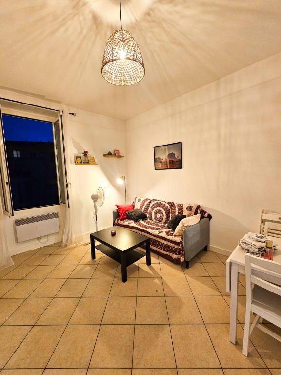 2 bedrooms apartment in Menton - Central - 3