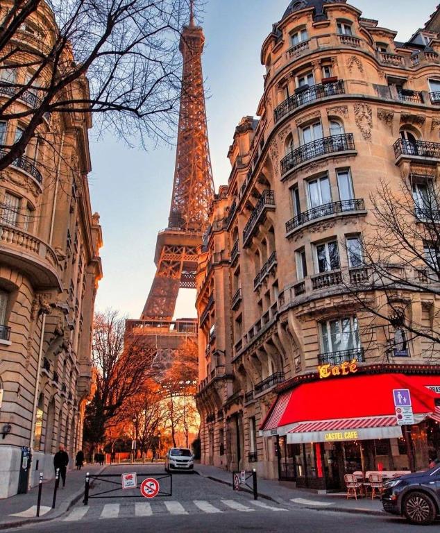 Eiffel Tower view Luxury Apartment - Award 2026 - 2