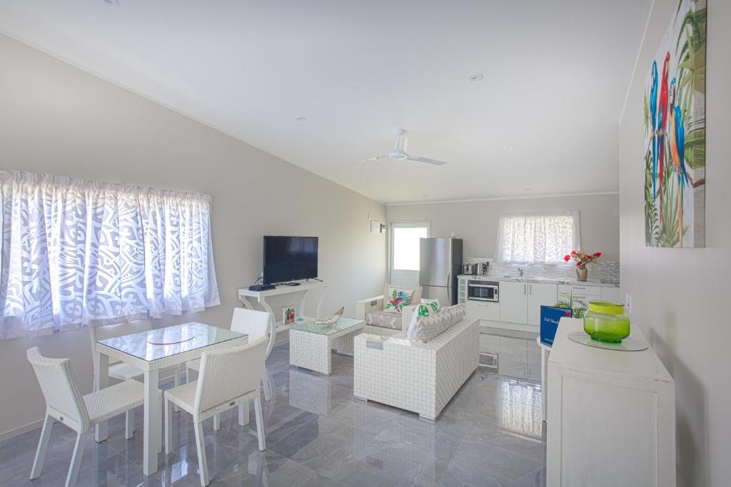 마마 타라스 방갈로스 침실의 편안한 킹베드