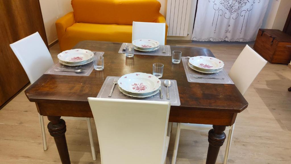 La Suite di San Rufino by MyAssisiSuite - Dormi in una Casa del '400 - 75 mq, RARO PIANO TERRA senza Barriere Architettoniche - 2 Veri Letti Matrimoniali, Zero Divani Letto - LIVE CHECK-IN, No Key Box, 2 Real Beds - Mówimy po polsku - 4