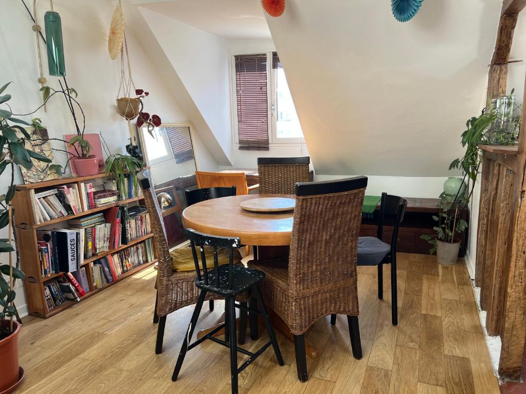 Bright, cosy & quiet apartment 10th arrondissement - 3