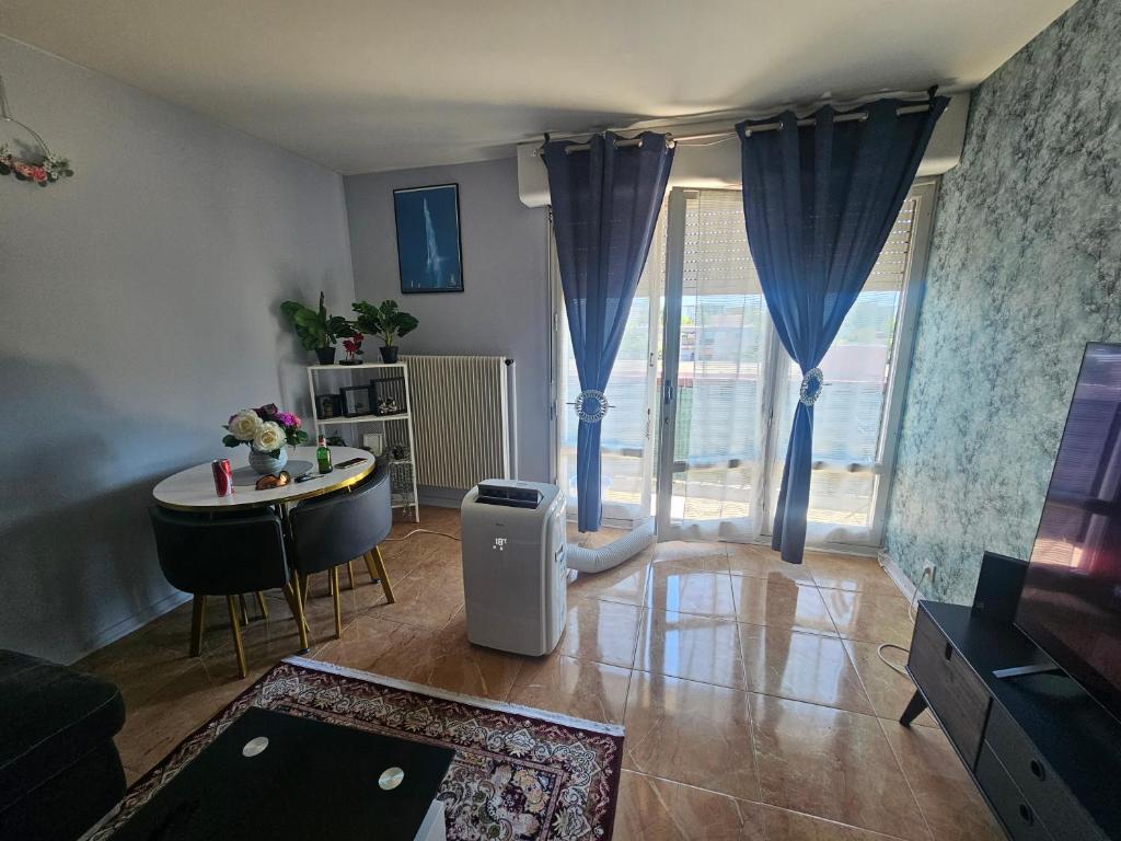 Le Marbré design 60m2, 2 Stars, Free parking - 5