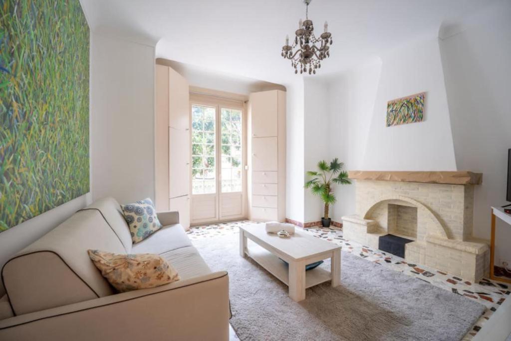 Monte Carlo Monaco border, hypercenter, familly friendly - monthly rent - 3