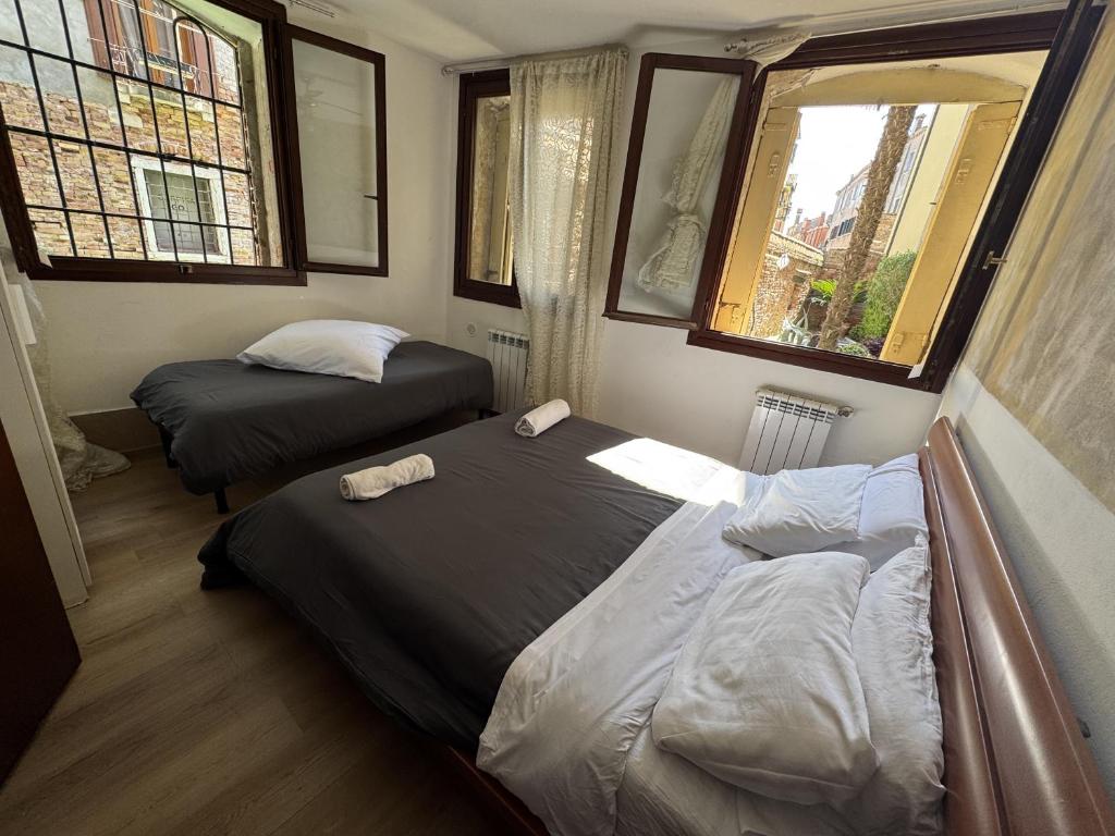 venice apartment - 1