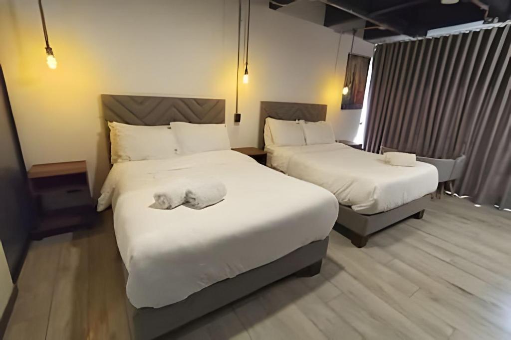 Epic Suite 208 Fam Loft Deluxe 4P - 5