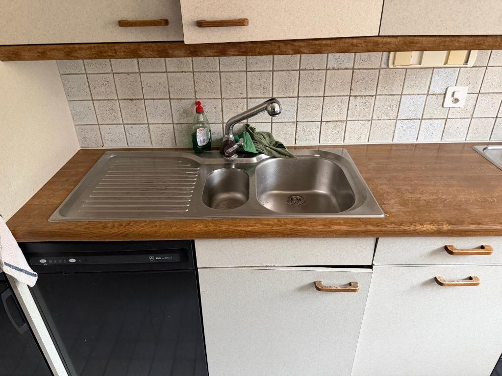 Spacious, furnished duplex apartment room in central Vevey - 5
