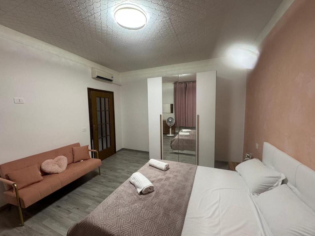 Bergamo City Center Apartment - 2