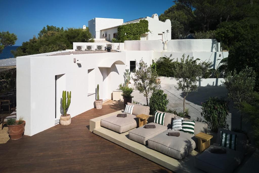 Begur Beach House - Direct beach access, views & design - 4