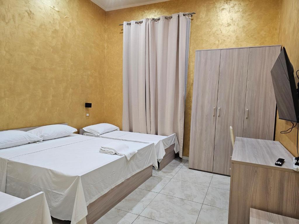 Hotel Ferrari - 3