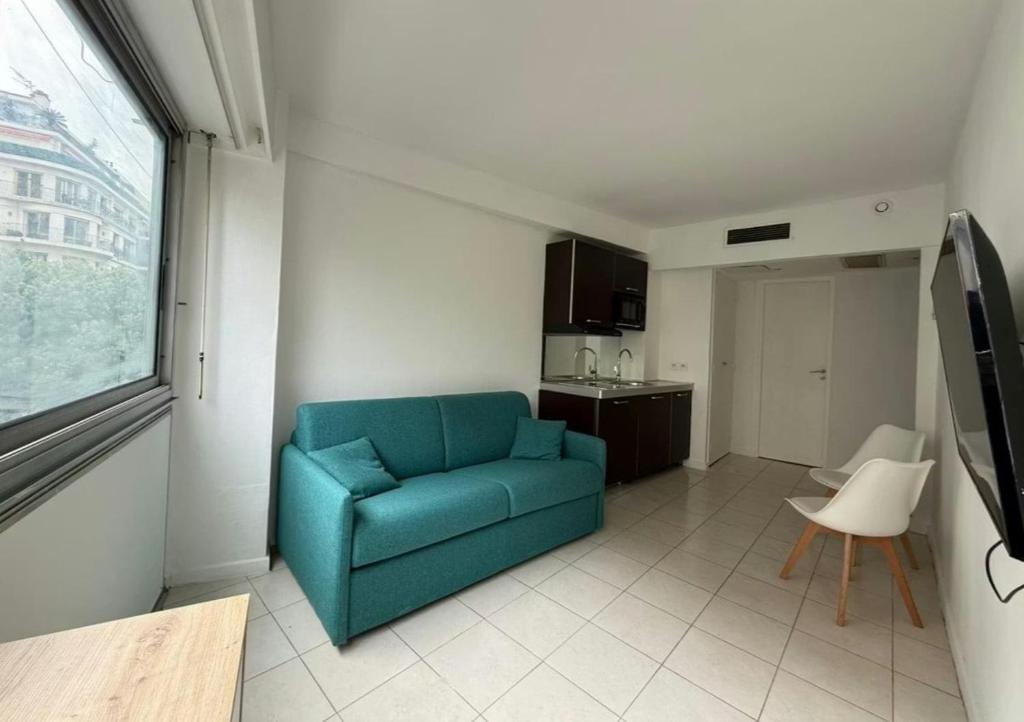 A modern studio recently renovated, 7 min to beach - 2