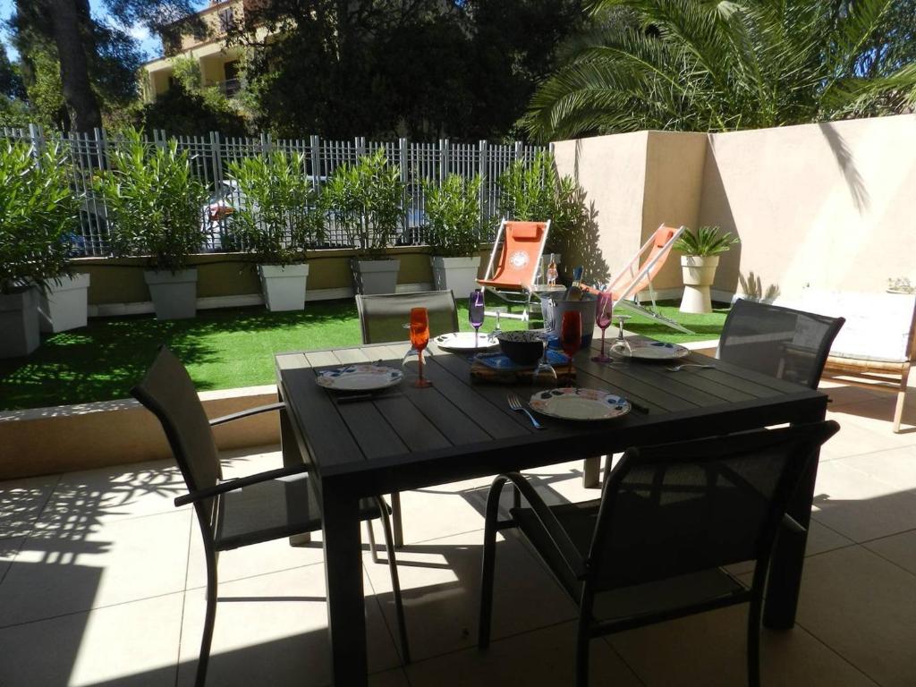 Appartement avec piscine et clim - 4 pers. - FR-1-251-955 - 1