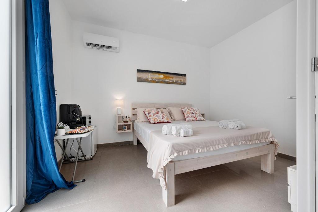 Romantic Suite - 2