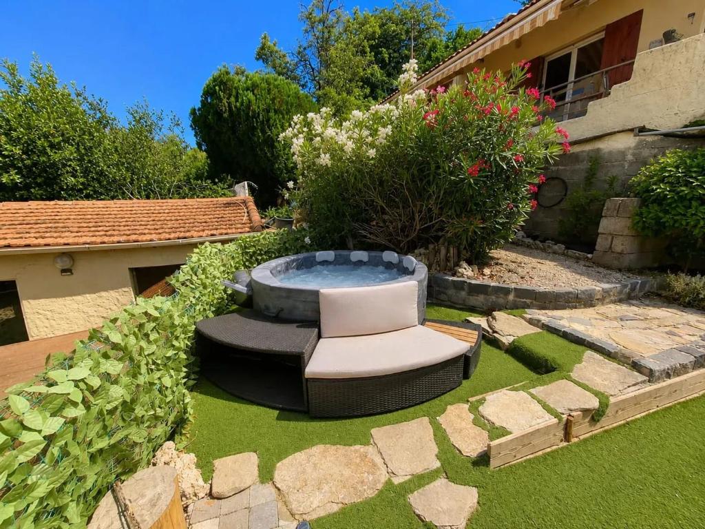 Studio en pleine nature près de Béziers, 20 m², avec spa - 1