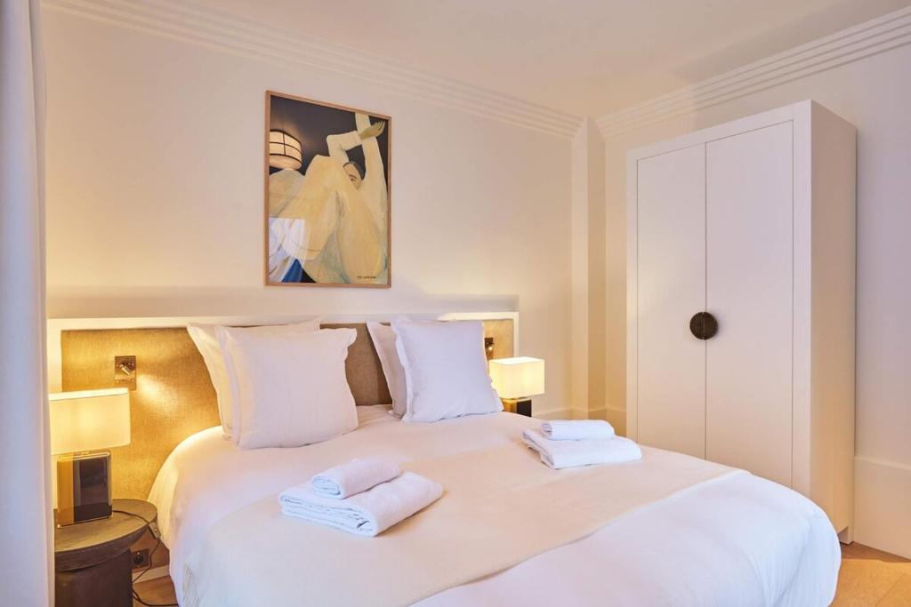 Sublime AC Apartment - 5