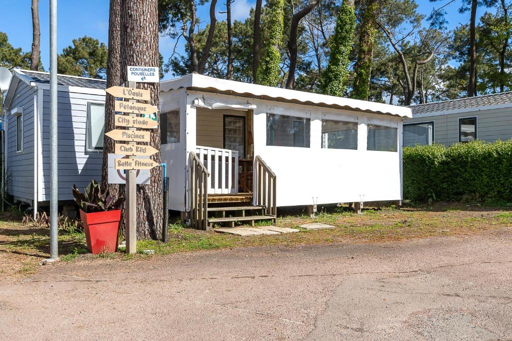 Mobil home 6 personnes 3kms plage - 1