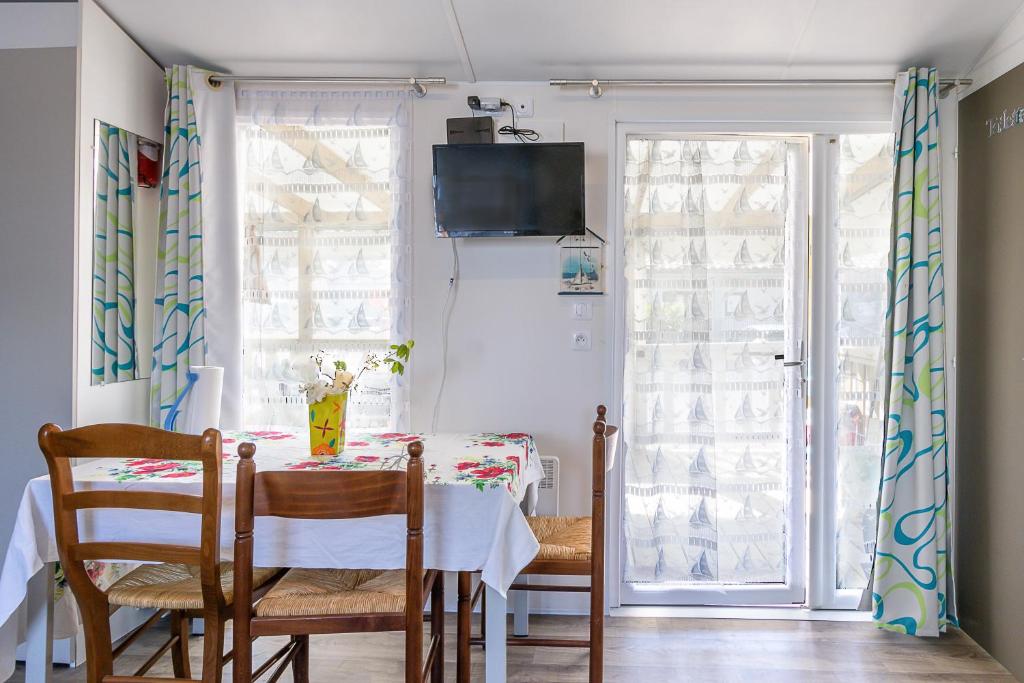 Mobil home 6 personnes 3kms plage - 3