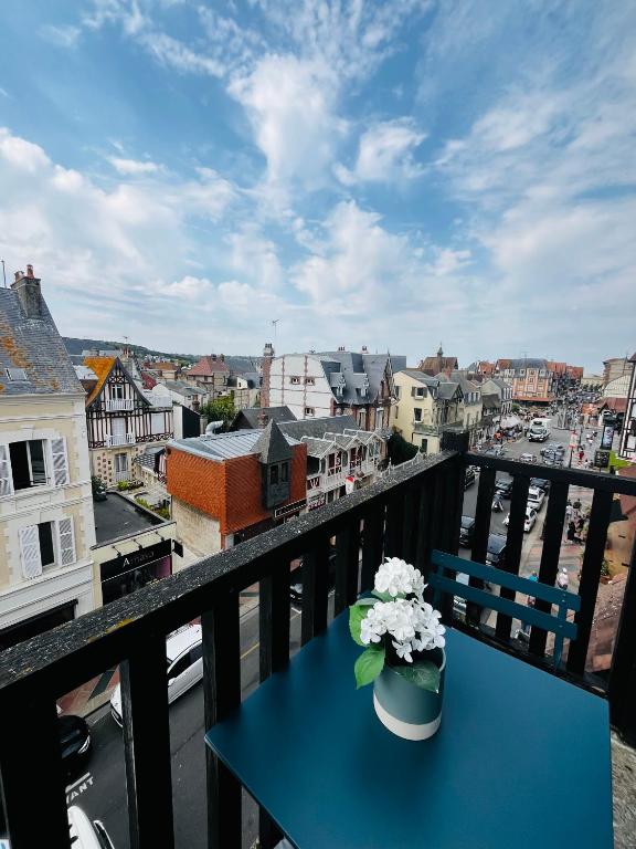Le Duc - Centre ville Parking Deauville - 4