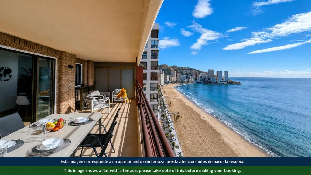 LAS ARENAS superior seafront - 1