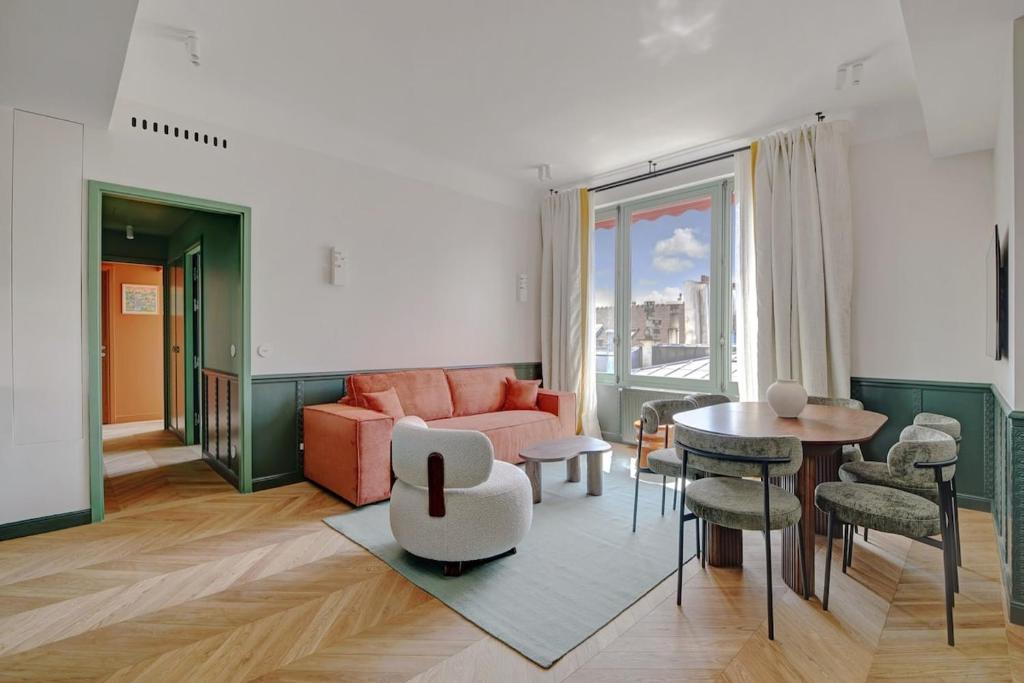 A Breathtaking 2-BR2Ba - 3