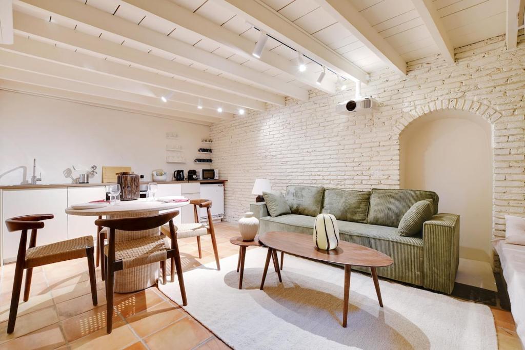 Flat in Saint-Germain-des-Prés with Jacuzzi and AC - 3