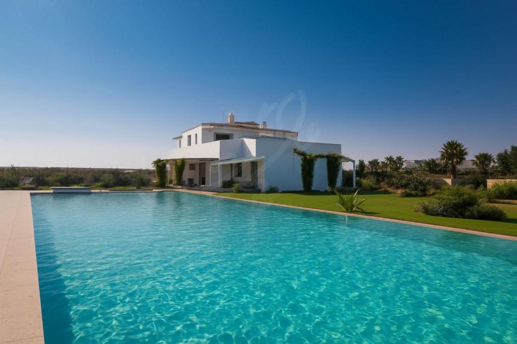 TD Villa Ponente Luxury Villa with Sea View Pool - 1