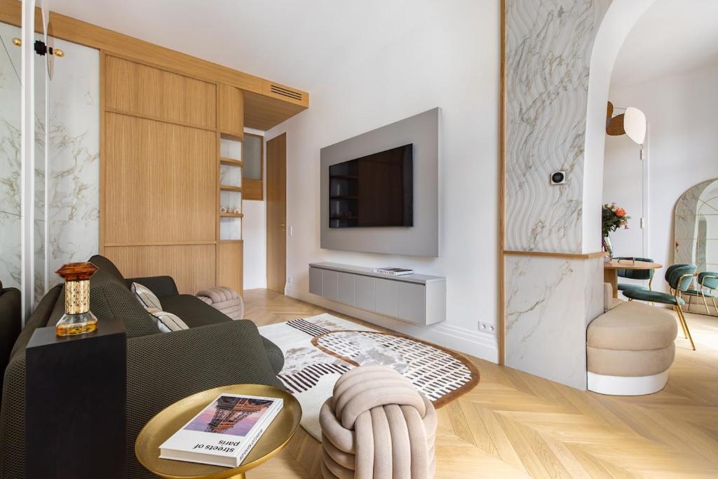 Luxurious Suite - 3