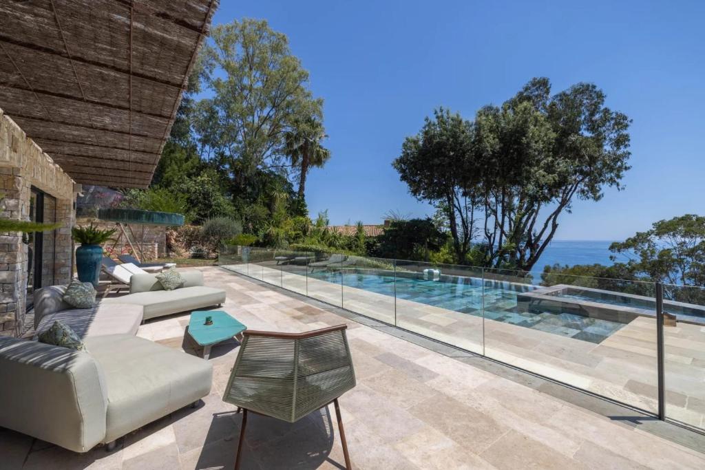 REF 2198 - Super Cannes - Luxueuse villa vue mer à louer - 5