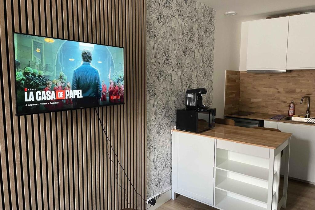 Modern studio near historic center Bordeaux - 5