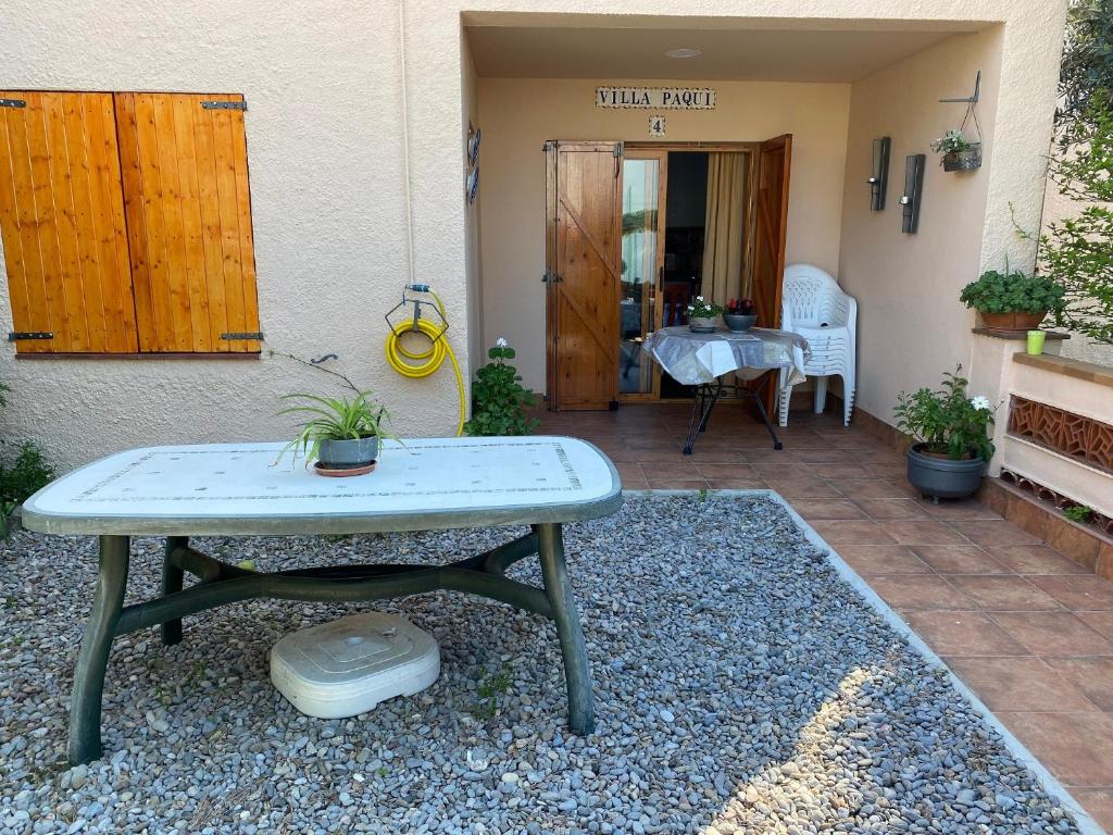 Casa Paqui con piscina y tenis - 5