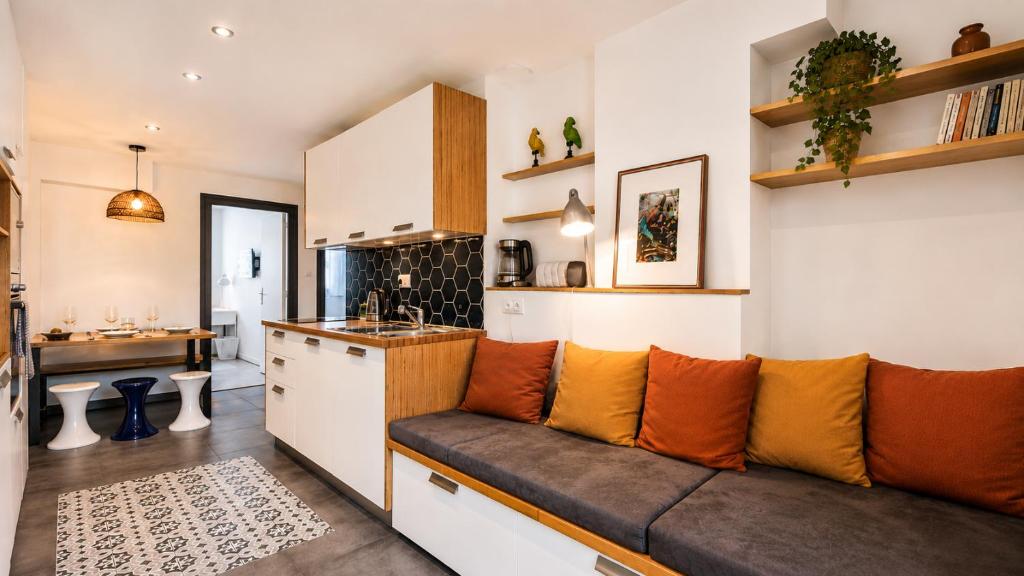 Le Smart & Cosy - Location Logement Entier - 2 Chambres - Parking Gratuit autour de la coproriété -- Wifi Fibre -Gare à 20 min - 4