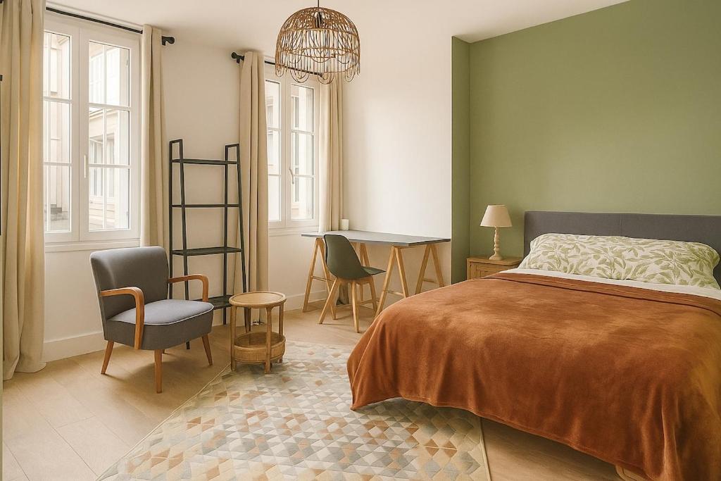 Cosy spacious apartment with AC - 1