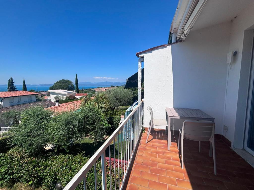 Ferdrago - Balcone vista lago con Parcheggio coperto - 2