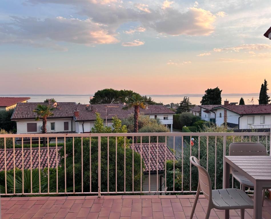 Ferdrago - Balcone vista lago con Parcheggio coperto - 1