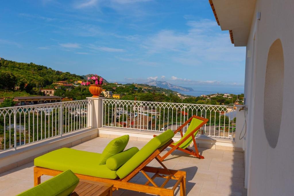 Nevada Infinity Villa with Pool, Terrace, Capri View - 1
