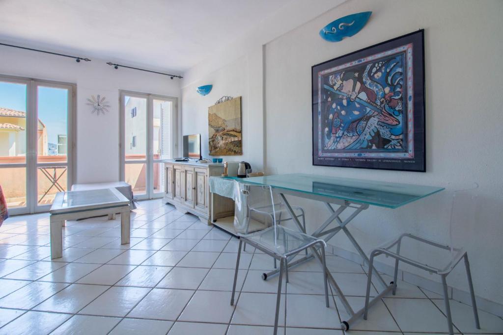 GuestHost - Palau Comfy Flat with Balcony - 4