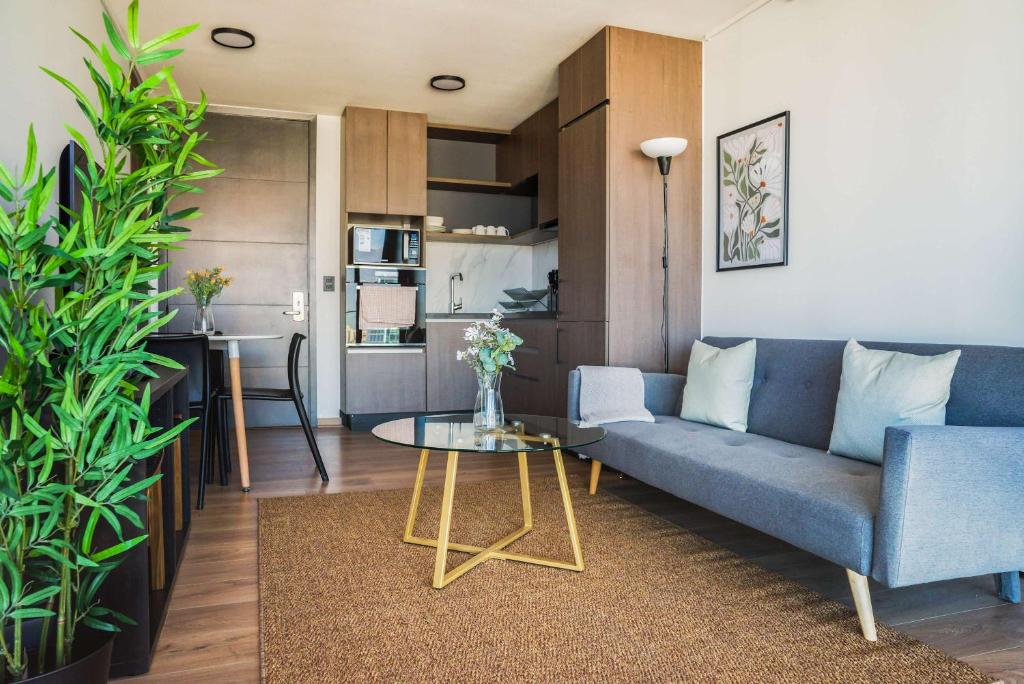 Prime 2BR Oasis in the Heart of Las Condes - 1