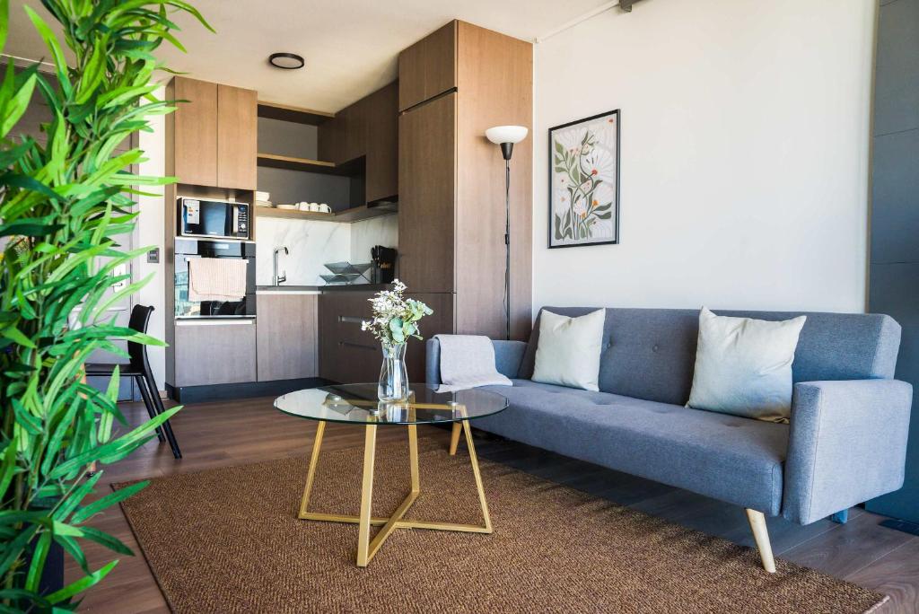 Prime 2BR Oasis in the Heart of Las Condes - 5