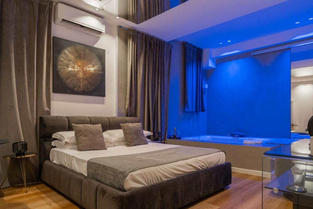 Four Luxury Suite - 2